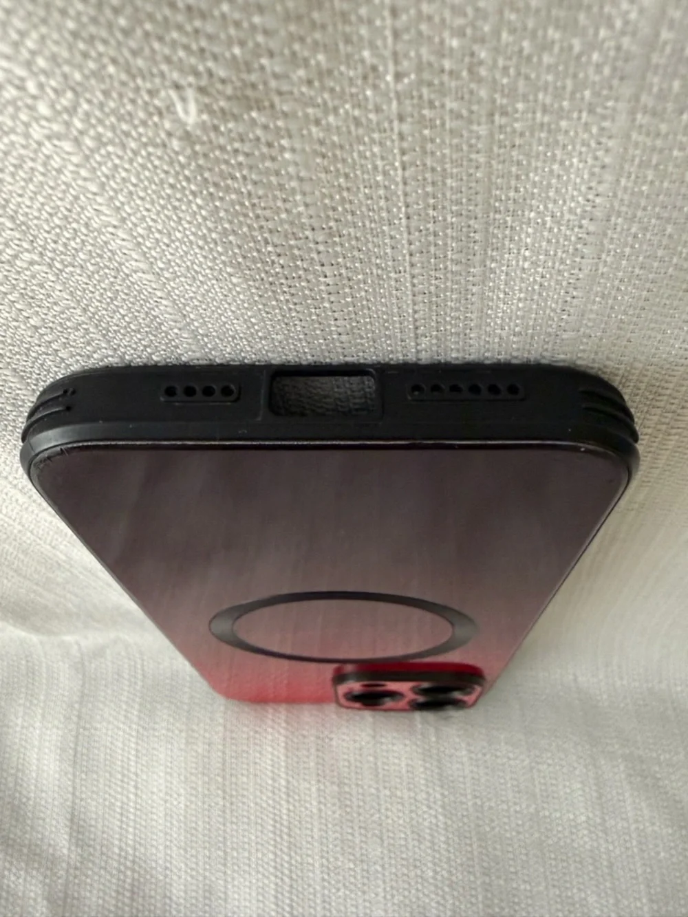 MagSafe Case for iPhone 14 Pro Max  Red– Excellent Condition(F140)